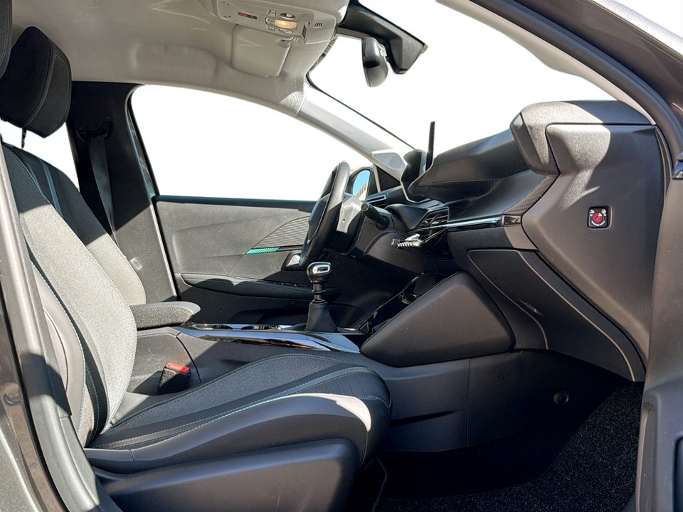 PEUGEOT 208 1.2 puretech Allure Navi Pack s&s 100cv Benzina usato - 13