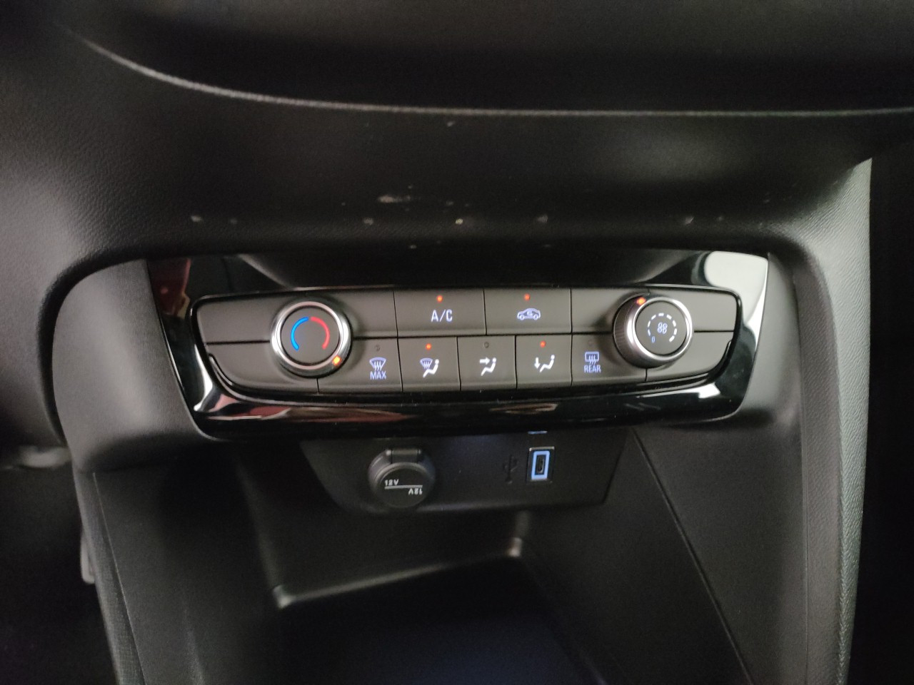 Opel Corsa Nuovo benzina Corsa Porto Mantovano