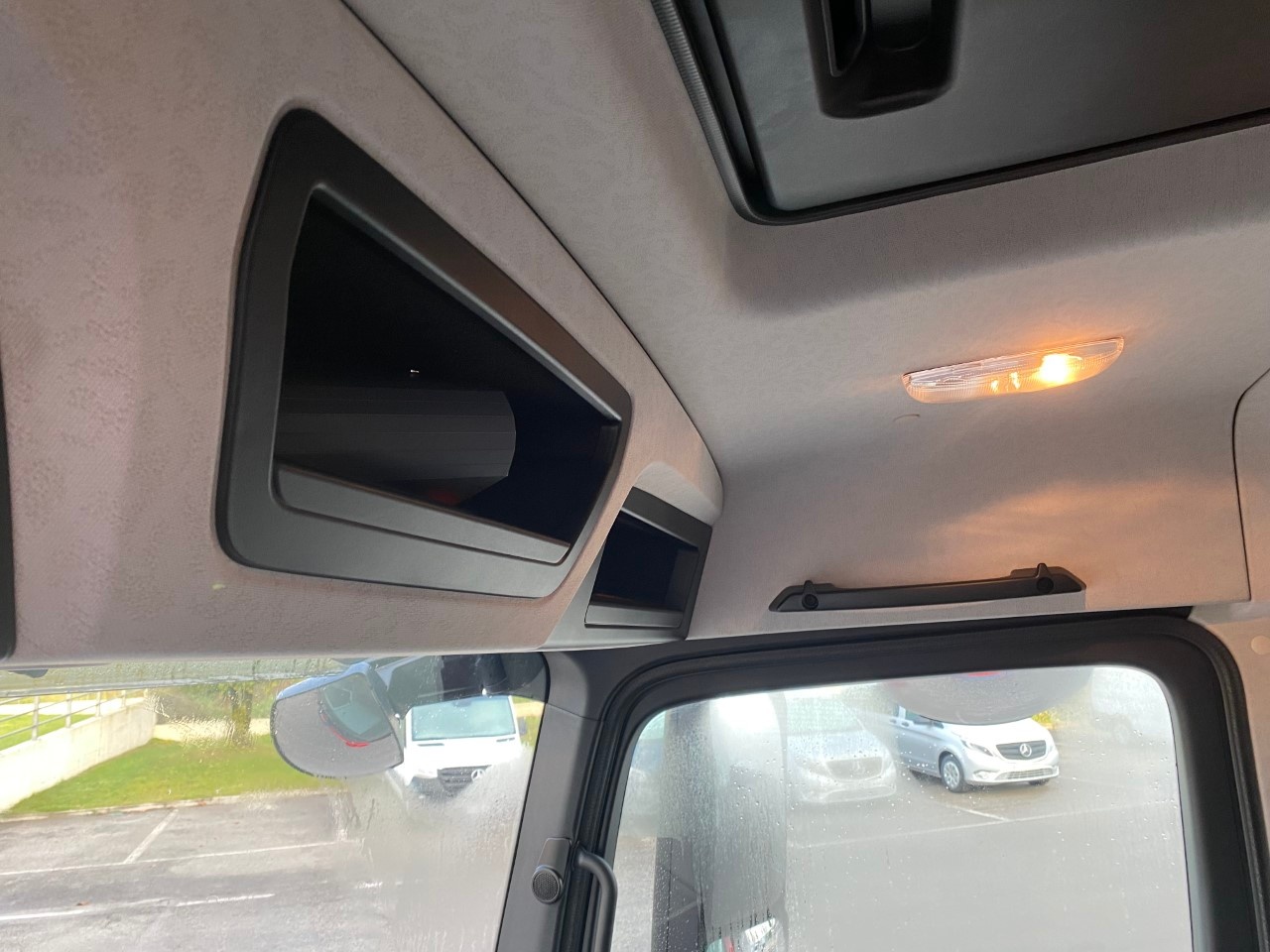 Mercedes Antos 1824 L cab. S Classic space 2,3 - 18