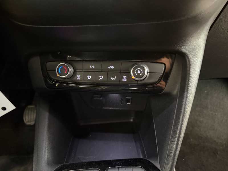 Corsa Vi 2020 - Corsa 1.2 Gs Line S&s 100cv