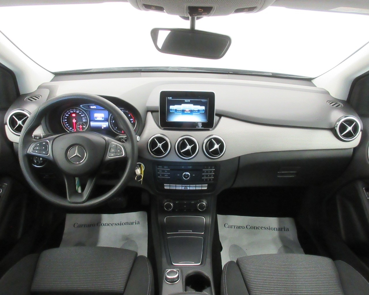 Mercedes Classe B Classe B 180 D Business 7G-DCT - 13