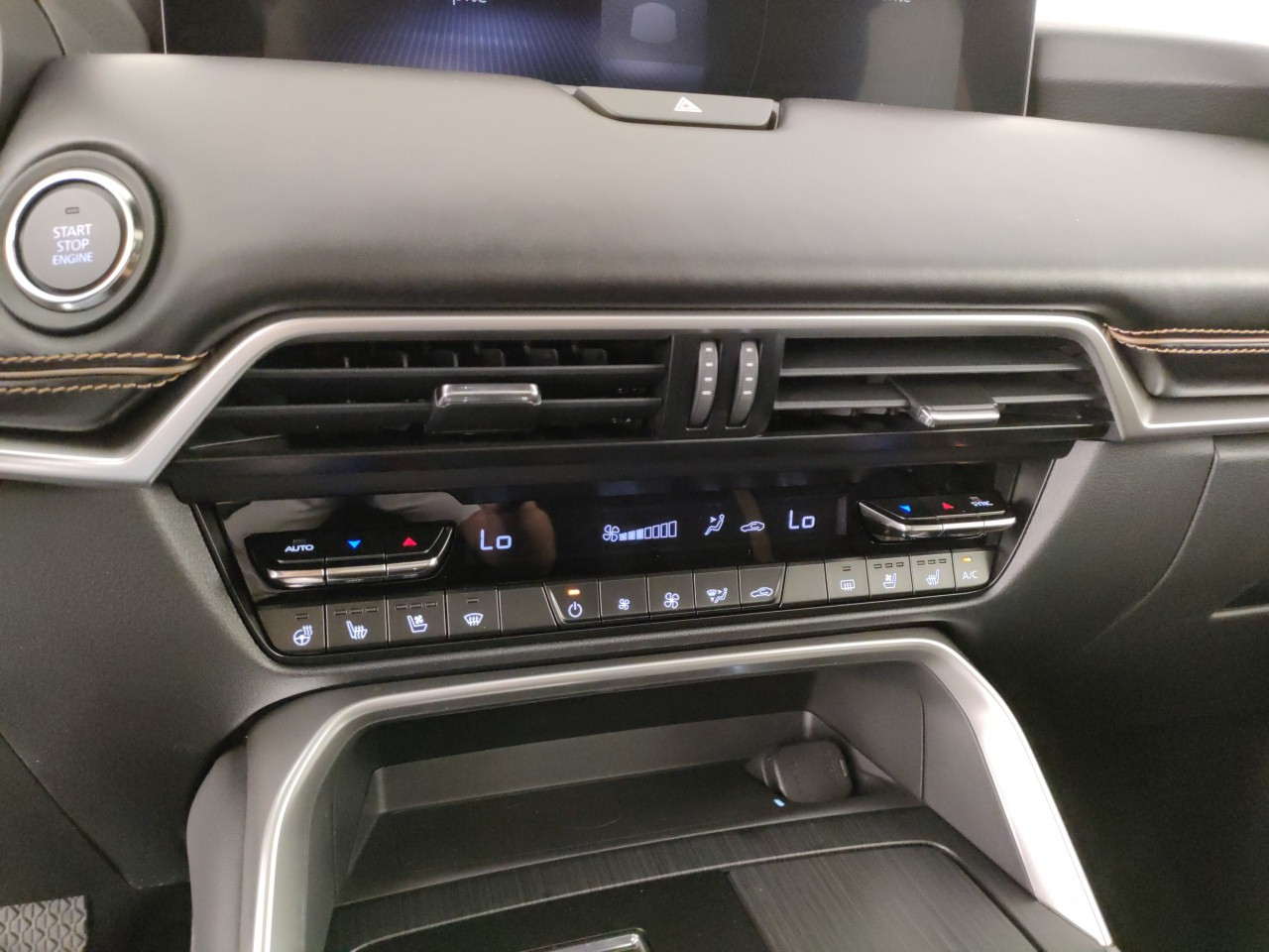 Mazda CX-60 Nuovo Ibrido diesel CX-60 Porto Mantovano