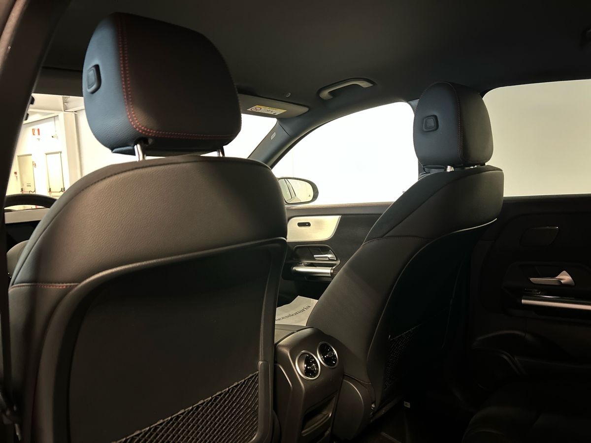 Mercedes GLA GLA 200 D AMG Line Premium 4Matic 8G-DCT - 18
