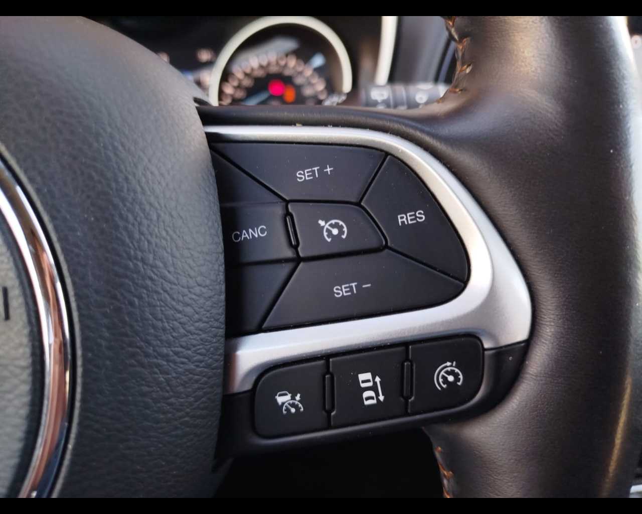 Foto JEEP Compass 2.0 mjt Limited 4wd 140cv auto