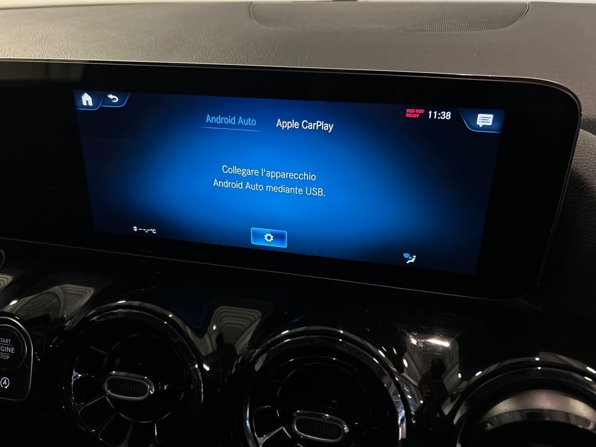 Mercedes GLA GLA 180 D Business Extra 8G-DCT - 12