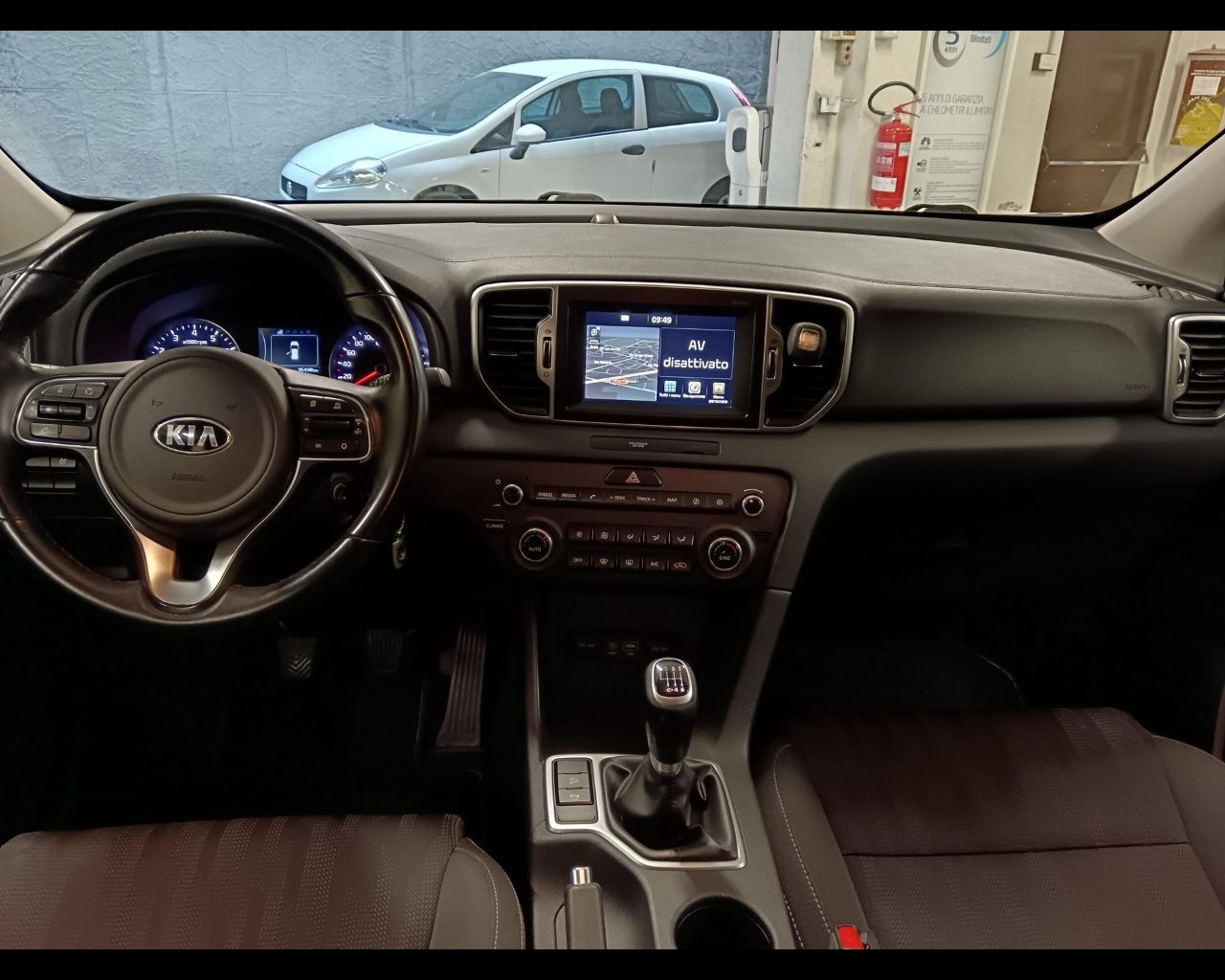 KIA Sportage 4ª serie Sportage 1.6 GDI 2WD Cool benzina usato - 18