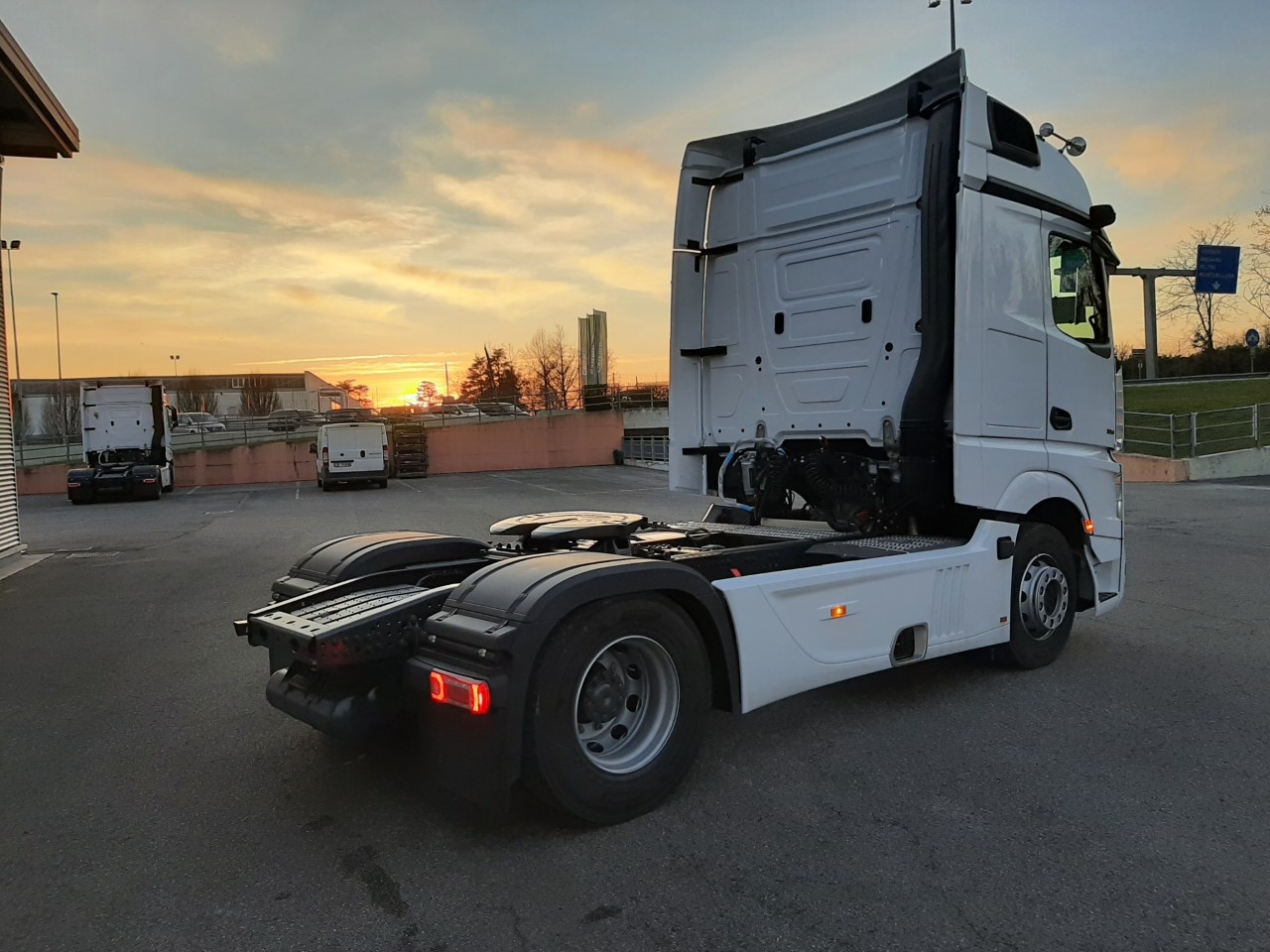 Mercedes Actros New Actros L 1851 LS - 4