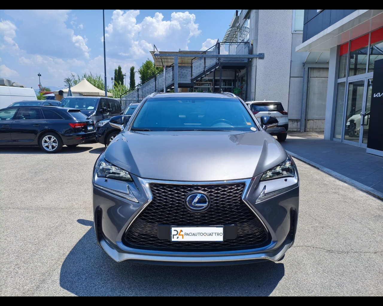 Foto LEXUS NX 300h 2.5 F-Sport 4wd cvt