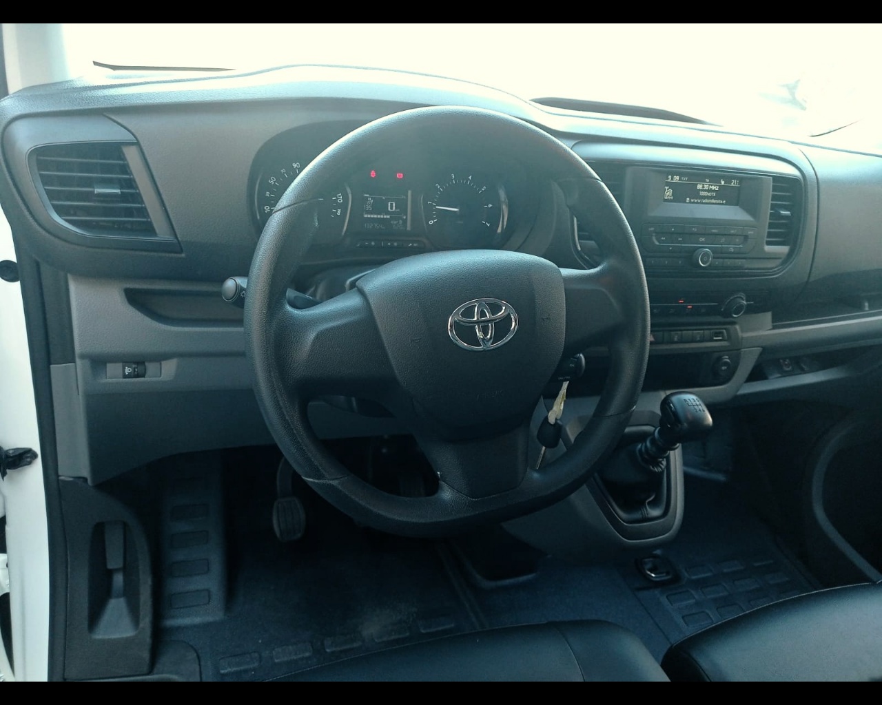 TOYOTA PROACE