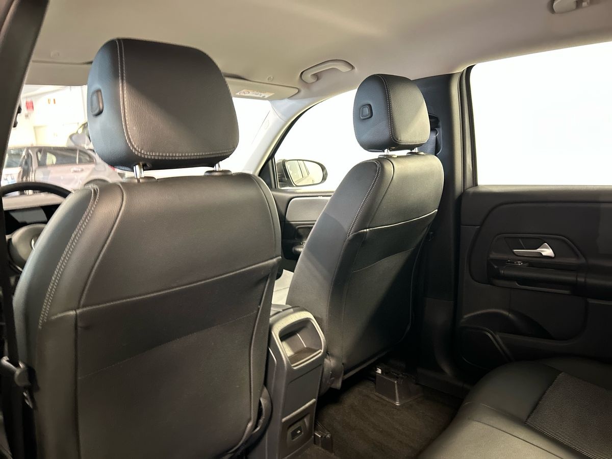 Mercedes GLB GLB 200 D Business 8G-DCT - 18