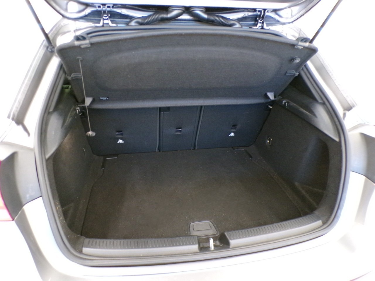 Mercedes Classe A Classe A 180 D Premium 7G-DCT - 9