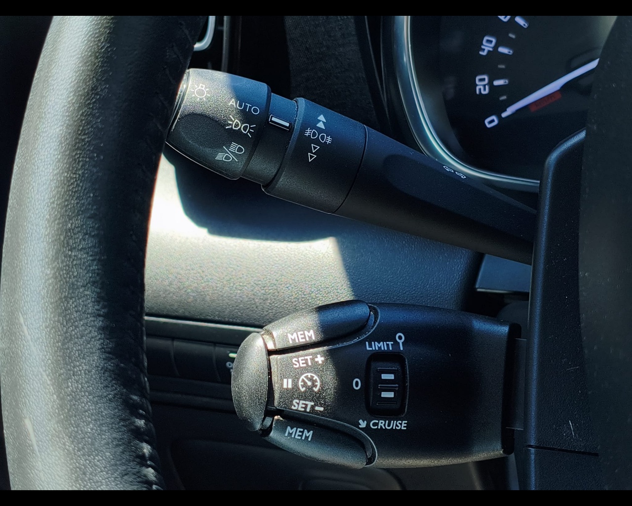 Foto CITROEN C3 Aircross 1.5 bluehdi Shine Pack s&s 110cv