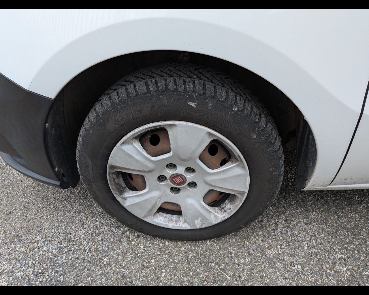 Foto FIAT Doblo cargo 1.3 mjt 16v SX 90cv E5+ F.L.