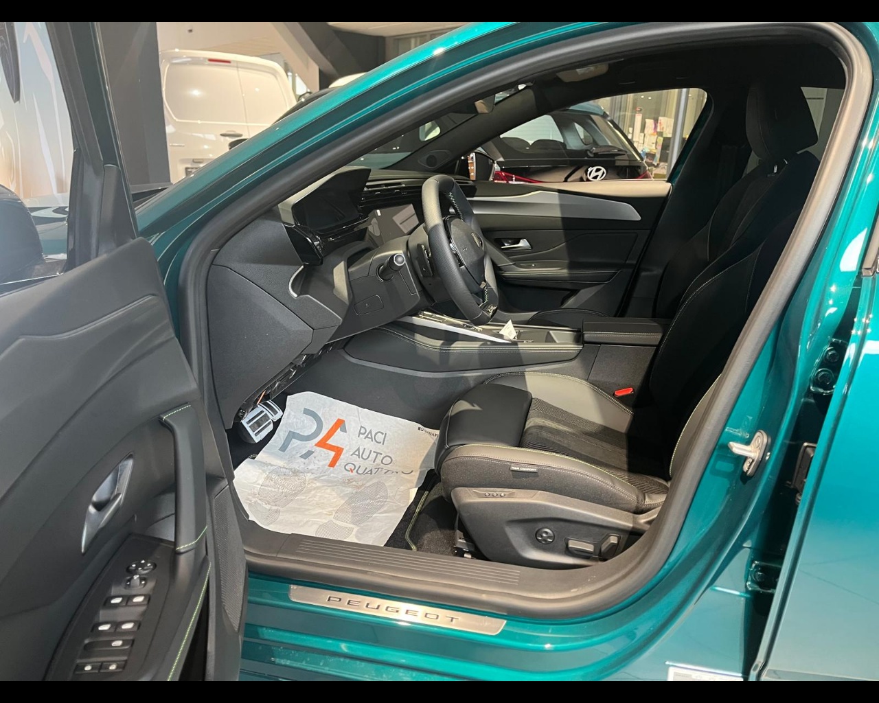 Foto PEUGEOT 308 1.2 hybrid GT 145cv e-dcs 6