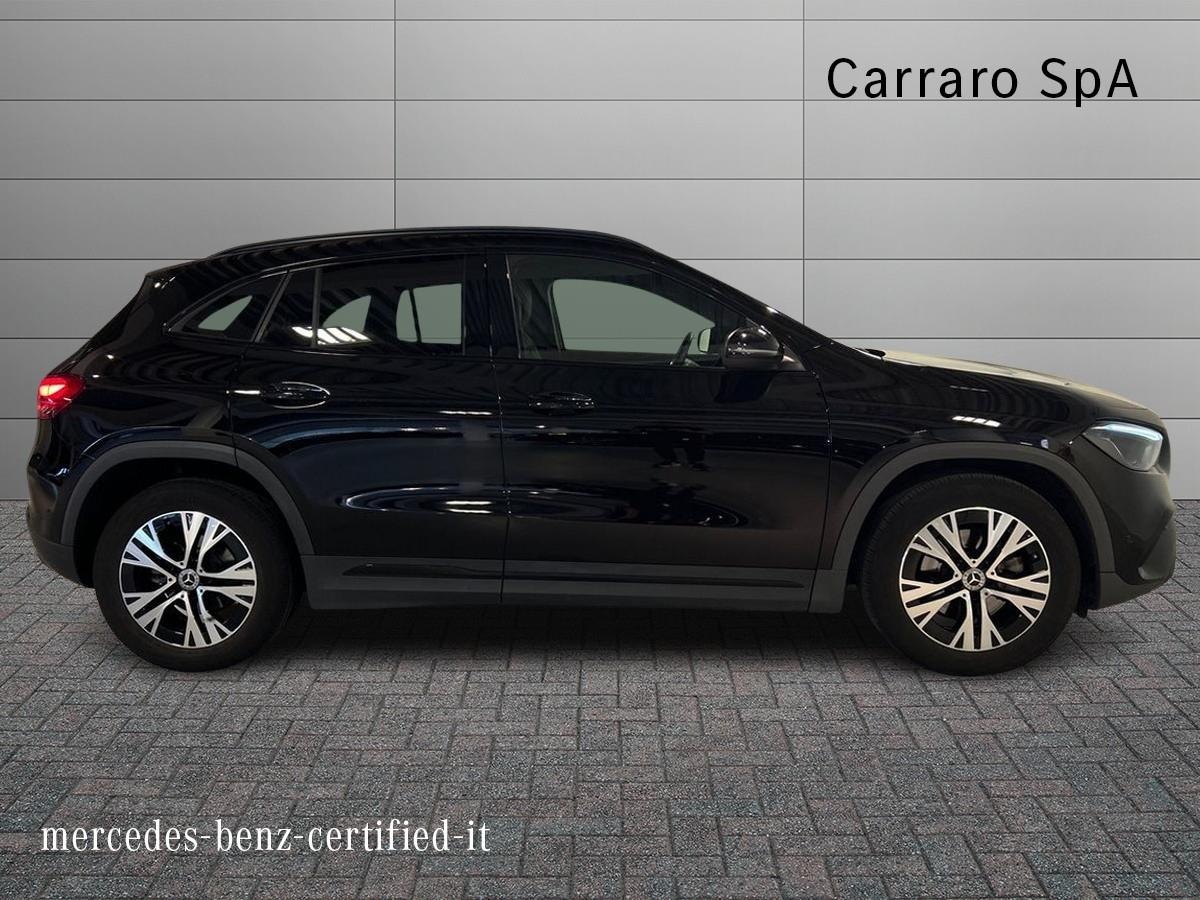Mercedes  GLA 200 D Progressive Advanced 8G-DCT - 5