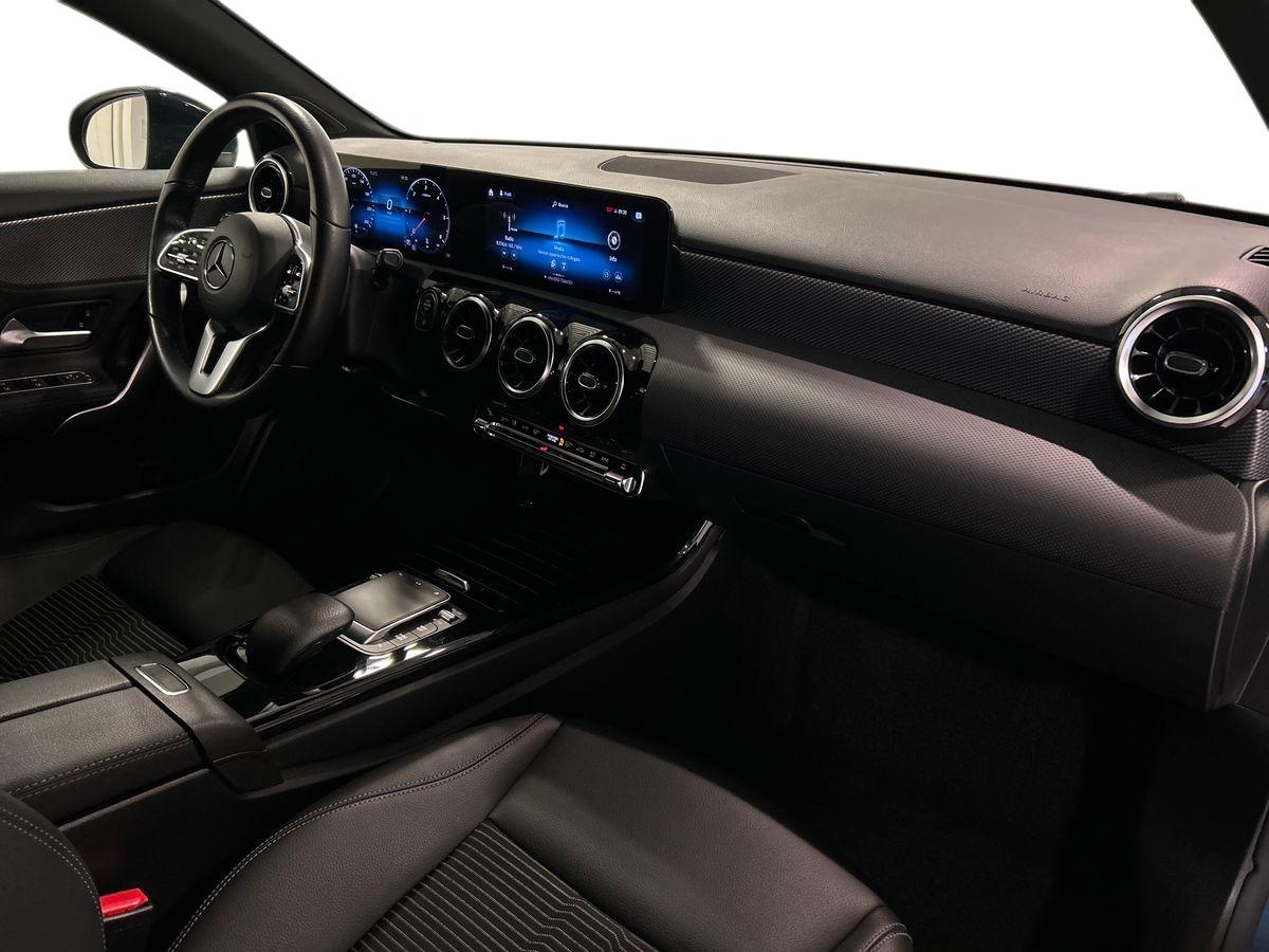 Mercedes Classe A Classe A 180 D Sport 8G-DCT - 15