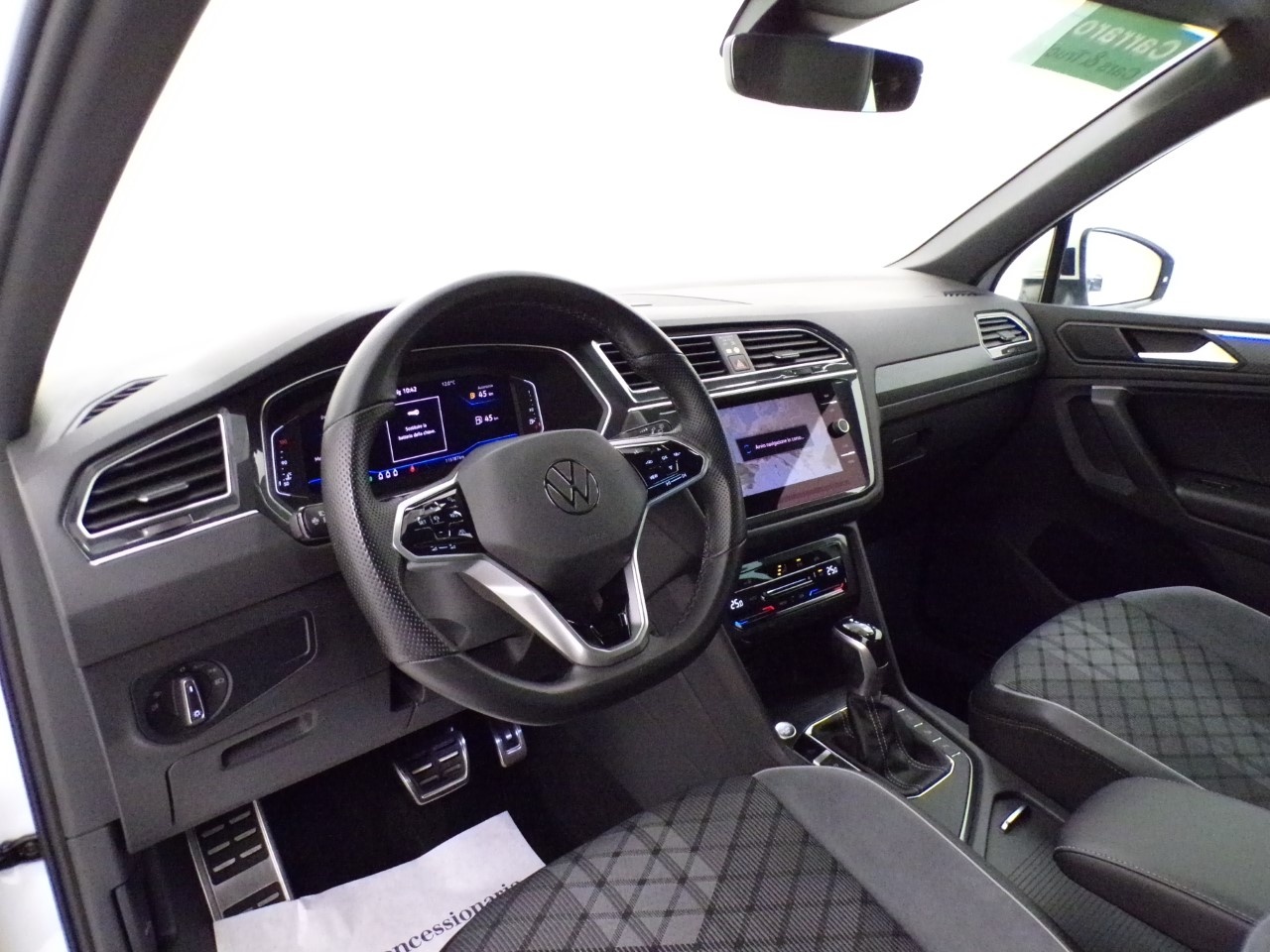 Volkswagen Tiguan Tiguan 2.0 TDI SCR 150cv R-Line DSG - 12