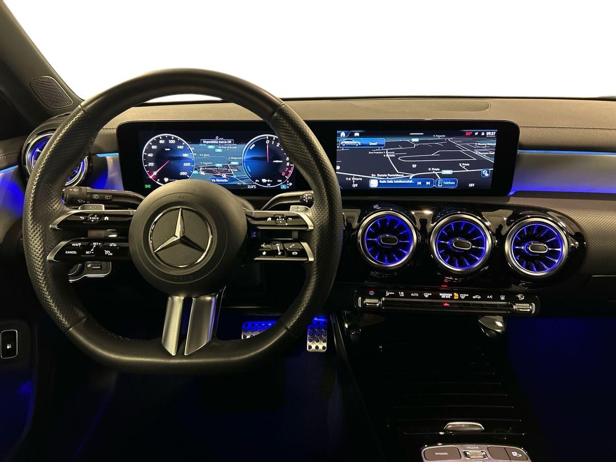 Mercedes Classe A Classe A 250 e Plug-In Hybrid AMG Line ADVANCED PLUS - 11