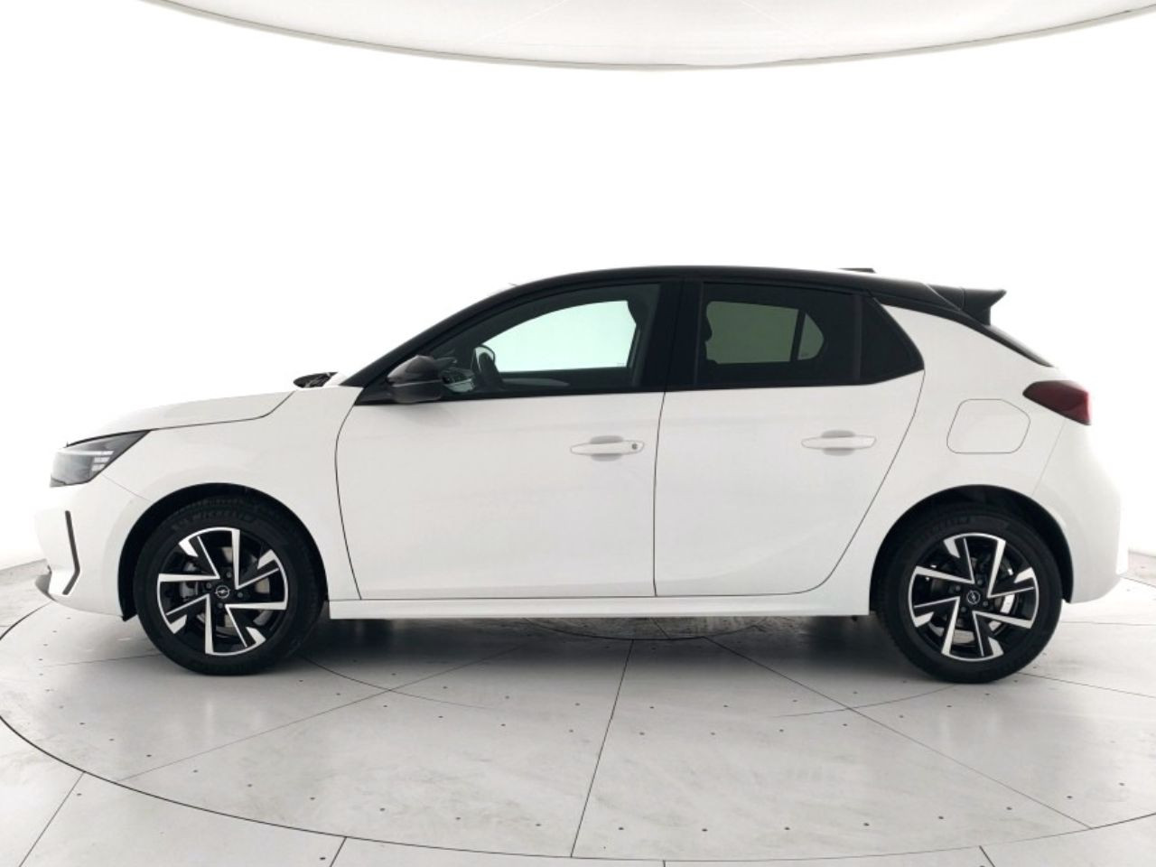Opel Corsa Nuovo Ibrido benzina Corsa Porto Mantovano