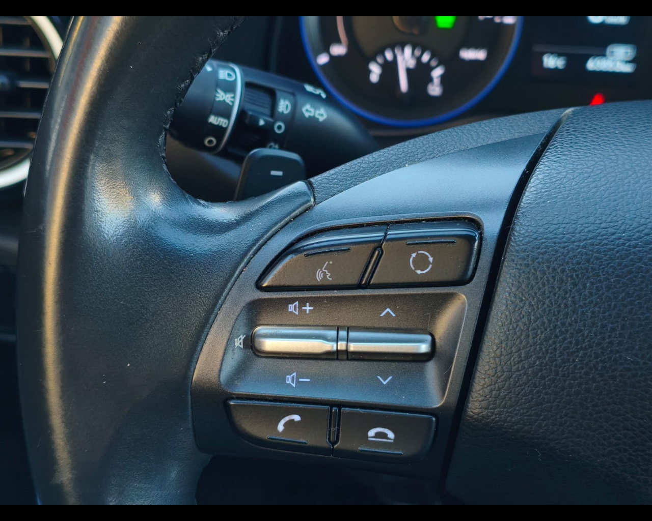 Foto HYUNDAI Kona 1.6 hev Xprime Safety Pack 2wd dct