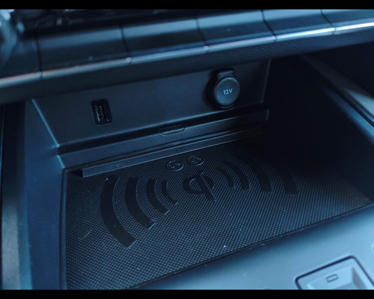 Foto CITROEN C5 Aircross 1.5 bluehdi Shine s&s 130cv eat8