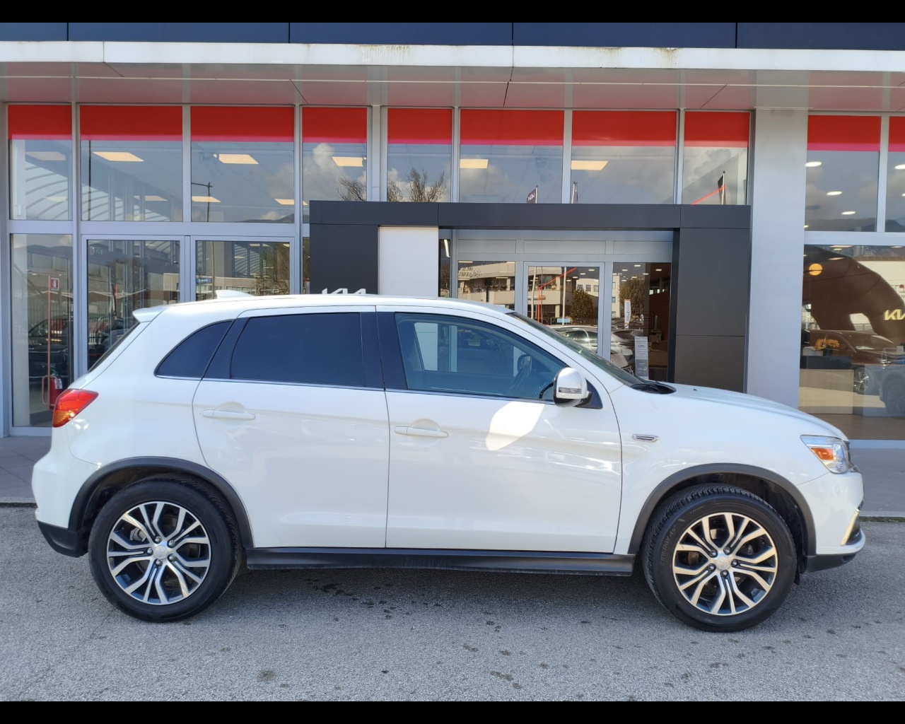 Foto MITSUBISHI ASX 1.6 Instyle navi 2wd Gpl