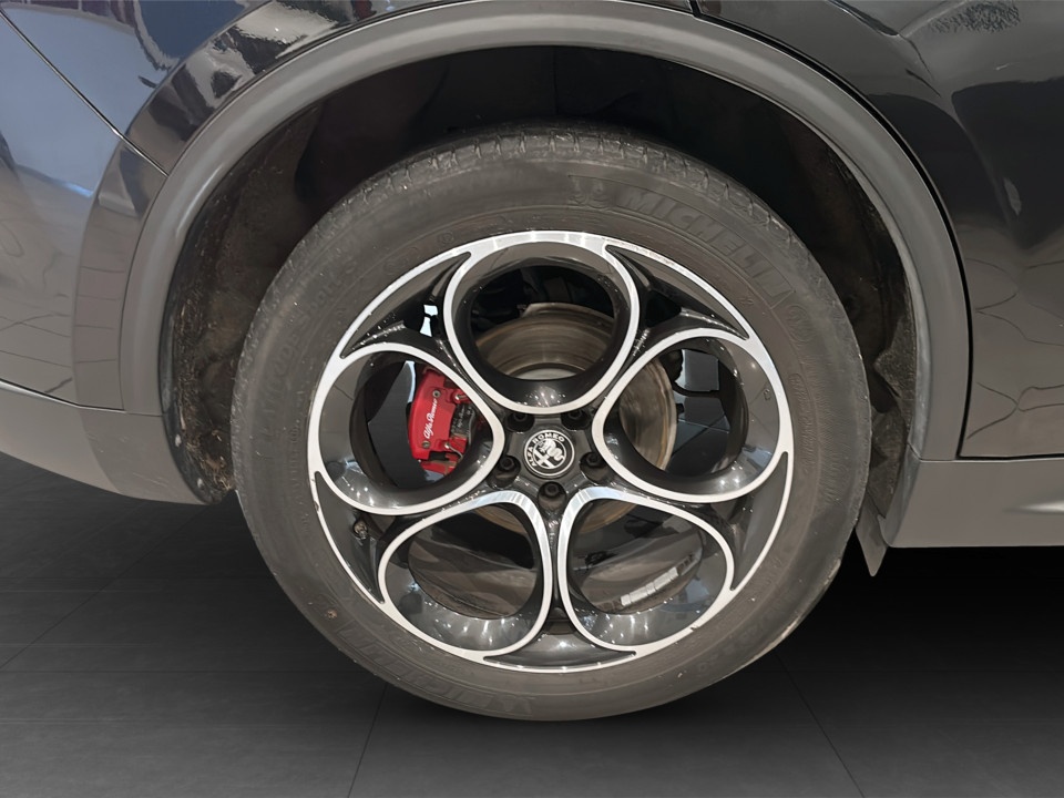 ALFA ROMEO Stelvio 2.2 t Sprint Q4 190cv auto Diesel usato - 18