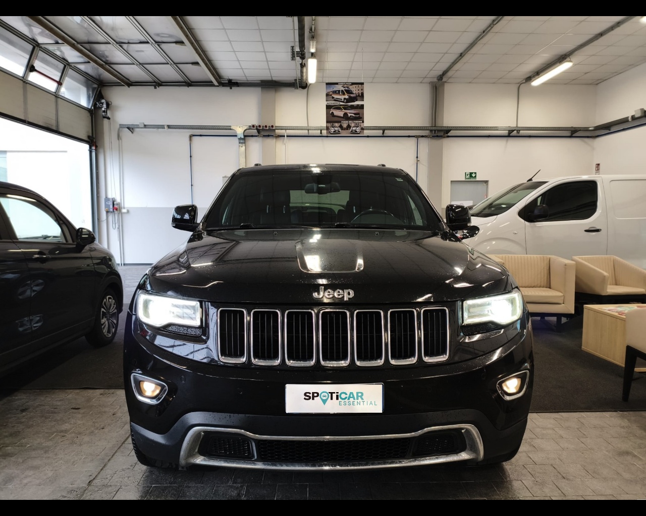 Foto JEEP Grand Cherokee 3.0 crd (mjt II) V6 Limited 250cv auto