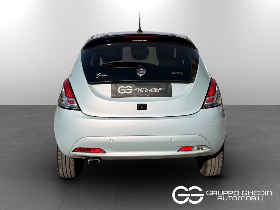 LANCIA Ypsilon 1.0 firefly hybrid Gold s&s 70cv 5p.ti Ibrida usato - 4