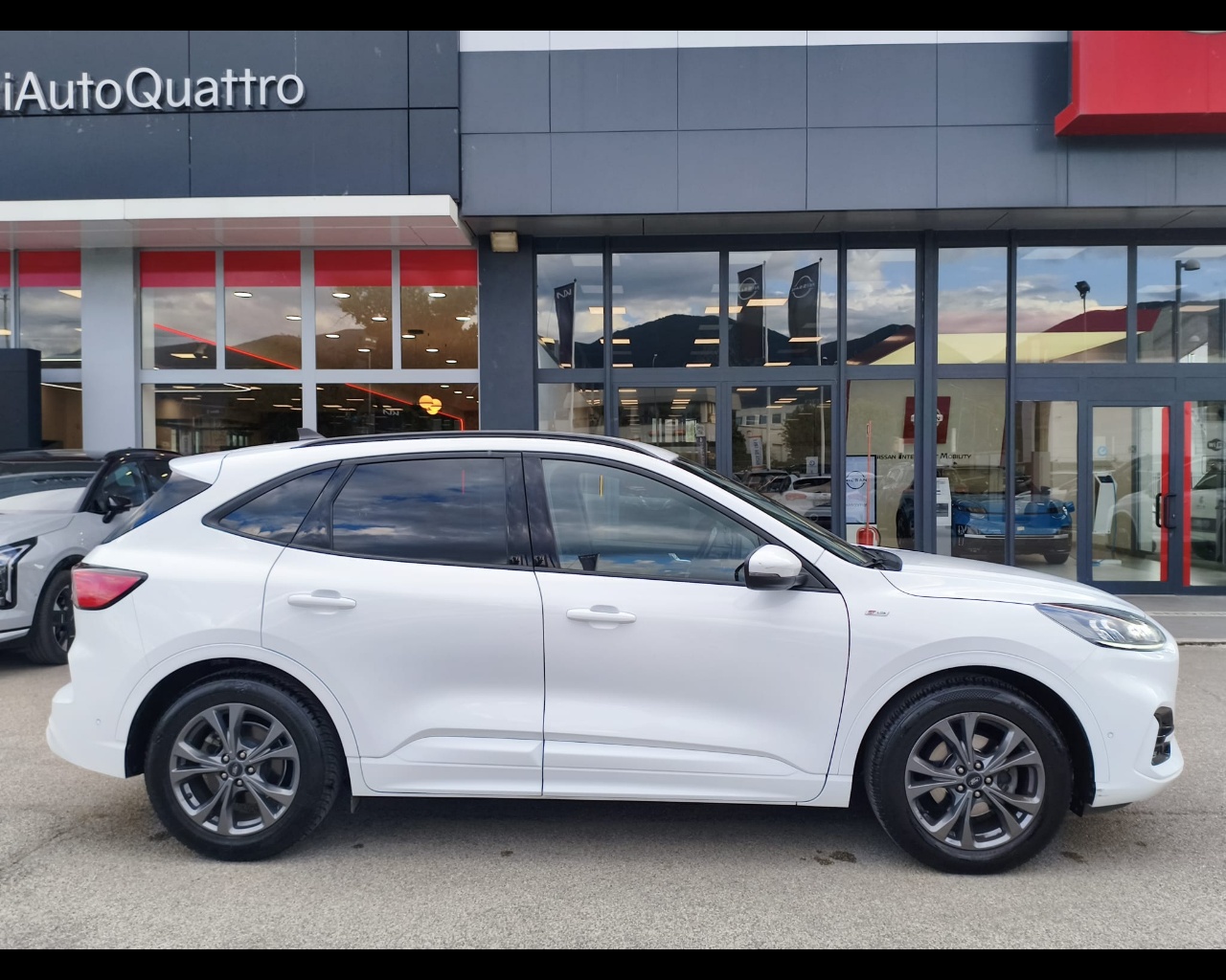 Foto FORD Kuga 1.5 ecoblue ST-Line 2wd 120cv