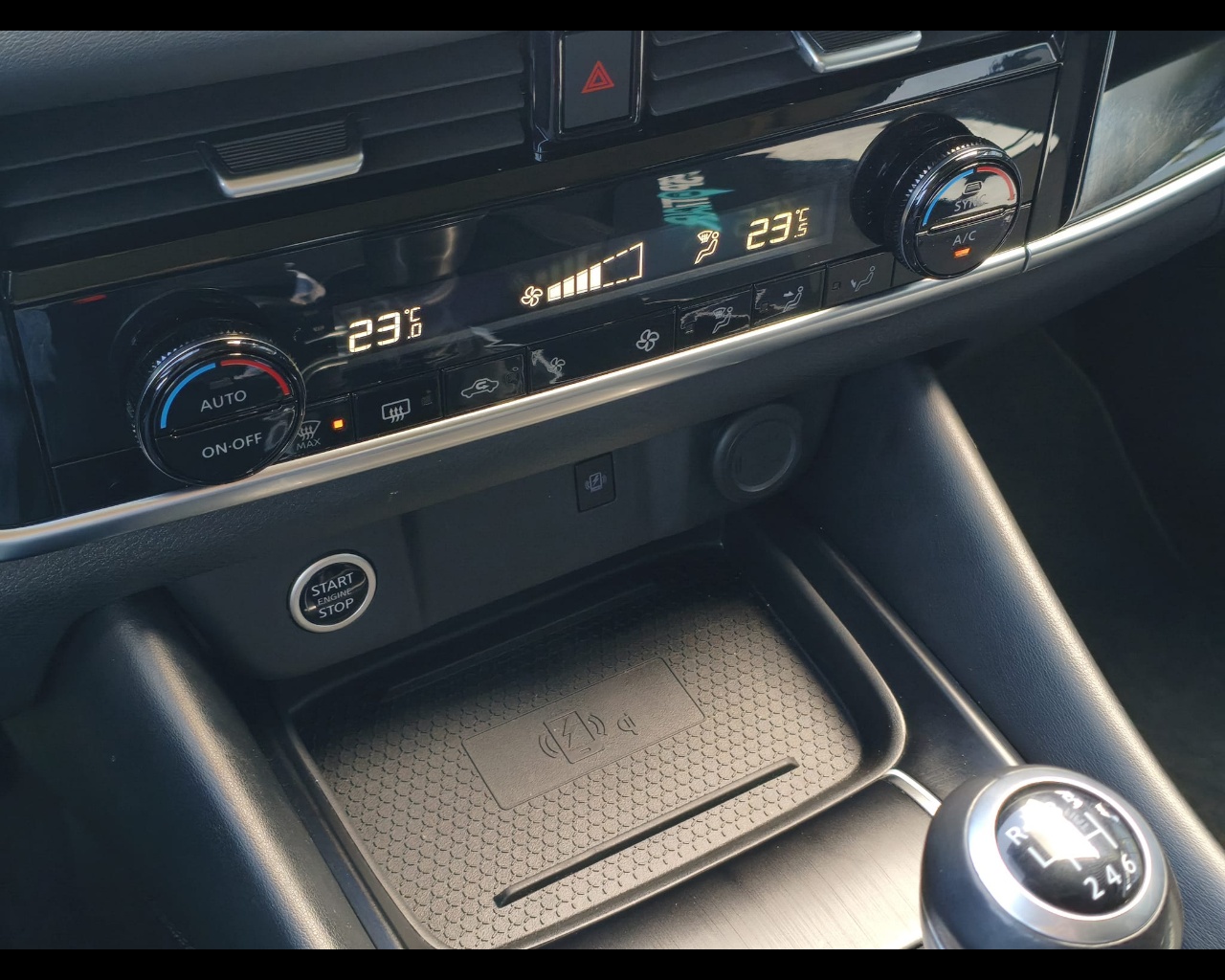 Foto NISSAN Qashqai 1.3 mhev N-Connecta 2wd 140cv