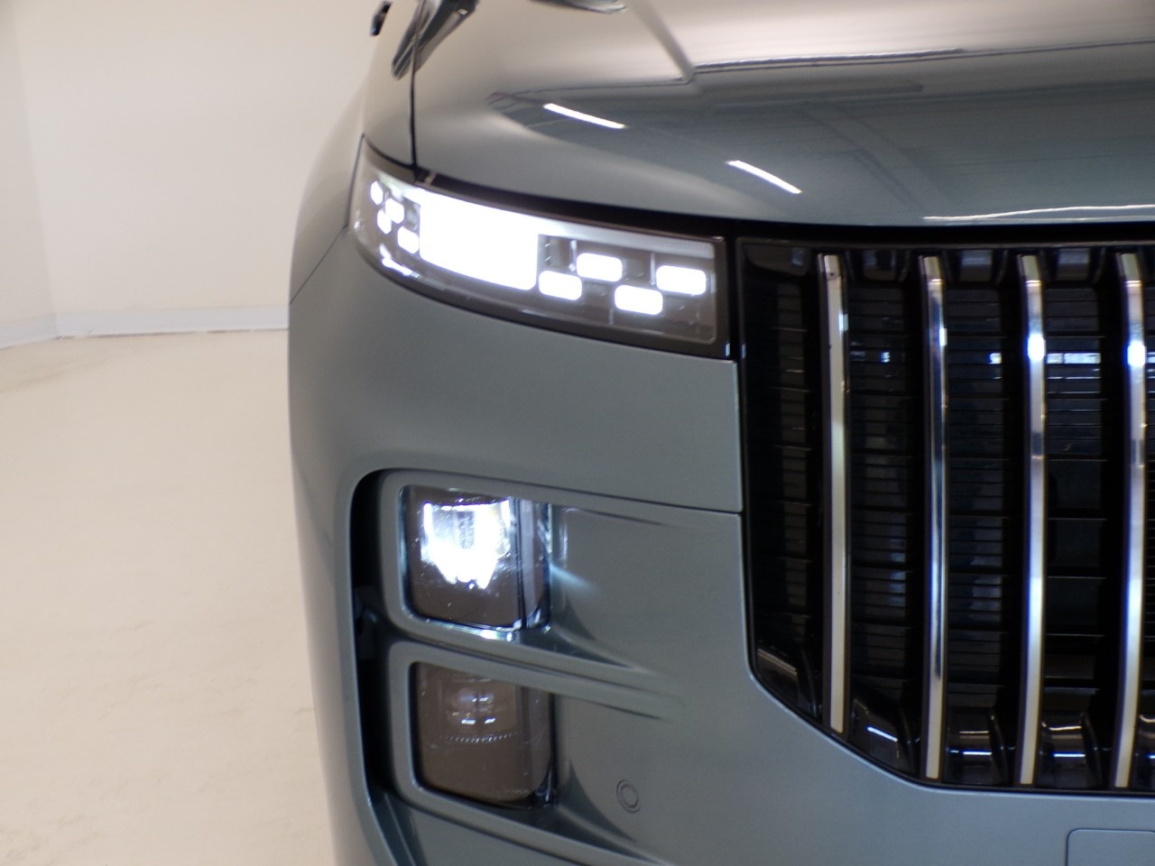 Jaecoo  Jaecoo 7 Super Hybrid 1.5 TGDI Plug-in Premium 2WD - 5