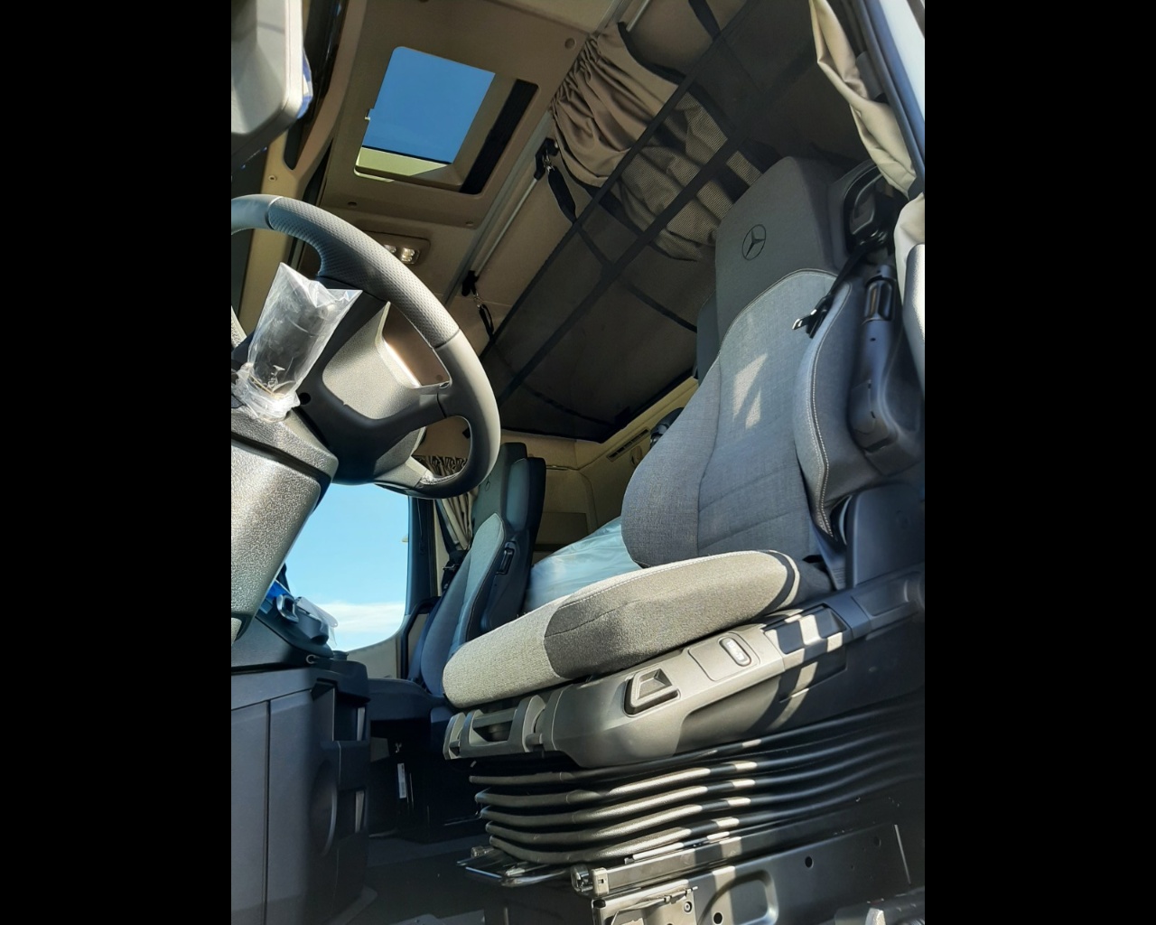 Mercedes Actros New Actros L ProCabin 1848 LS - 11