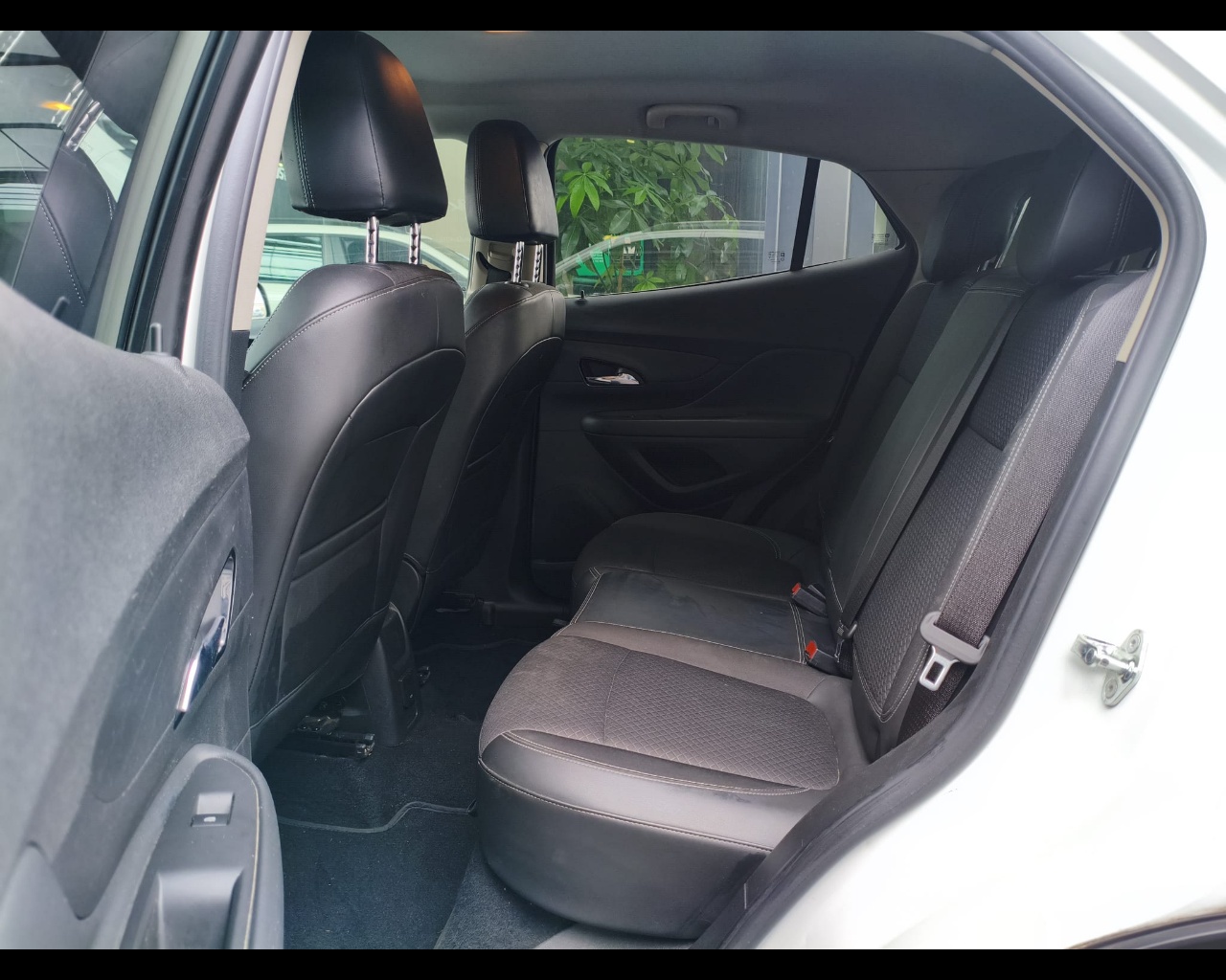 Foto OPEL Mokka X 1.6 cdti b-Color s&s 4x2 136cv