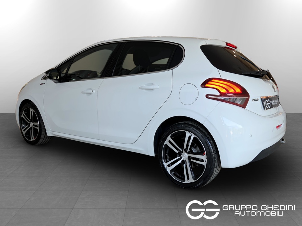 PEUGEOT 208 5p 1.5 bluehdi GT Line s&s 100cv Diesel usato - 2