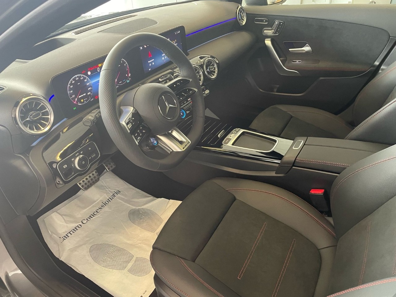 Mercedes-AMG Classe A AMG Classe A 35 AMG 4Matic AMG Line PREMIUM PLUS - 7