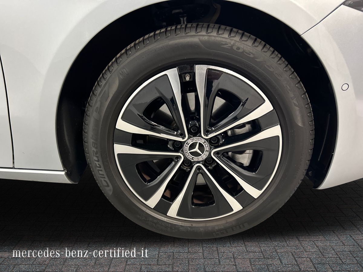 Mercedes Classe A Classe A 180 D Advanced Progressive 8G-DCT - 17