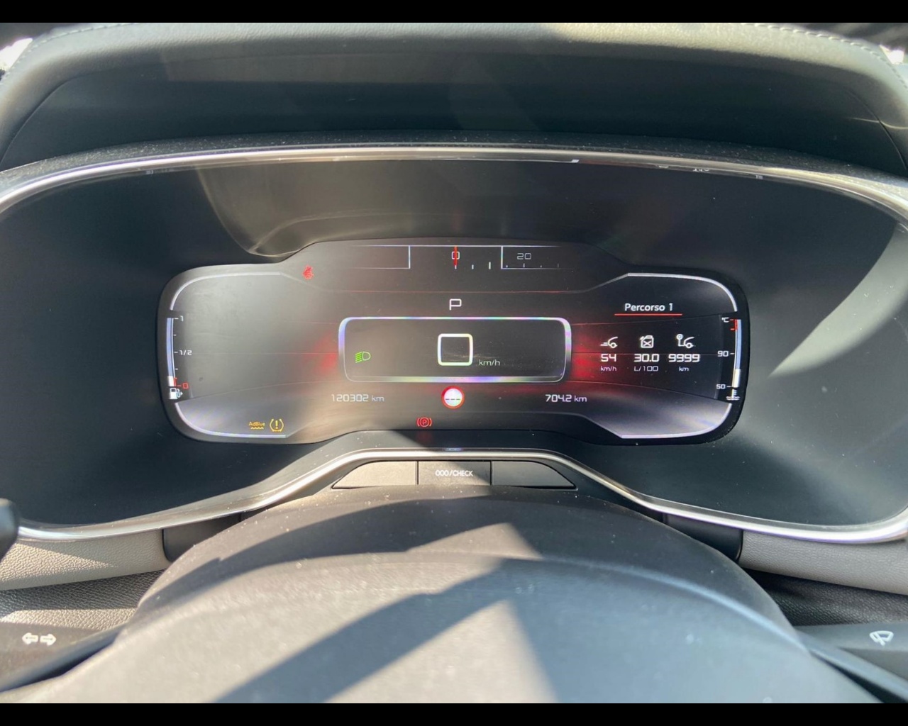 Foto CITROEN C5 Aircross 1.5 bluehdi Shine s&s 130cv eat8
