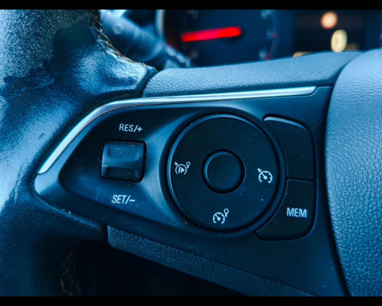 Foto OPEL Crossland X 1.5 ecotec Ultimate s&s 102cv