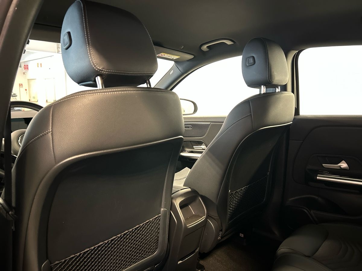 Mercedes  EQA 250+ Progressive - 18