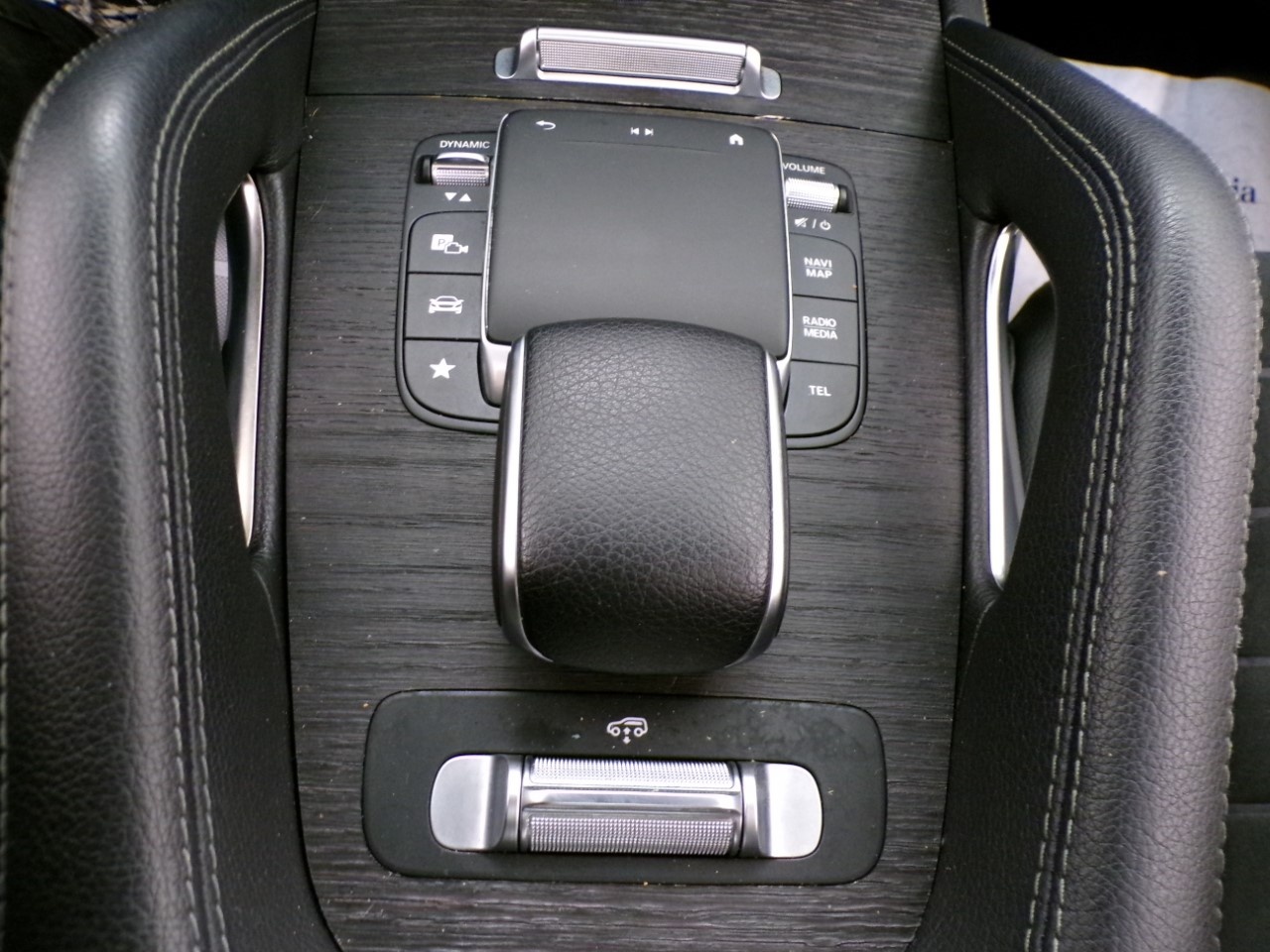 Mercedes GLE GLE SUV 300 D Premium 4Matic 9G-Tronic Plus - 21