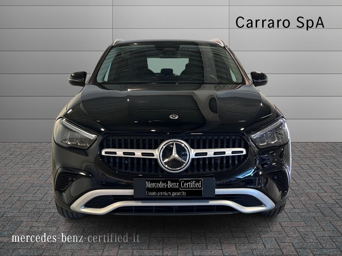 Mercedes  GLA 180 D Advanced 8G-DCT - 3