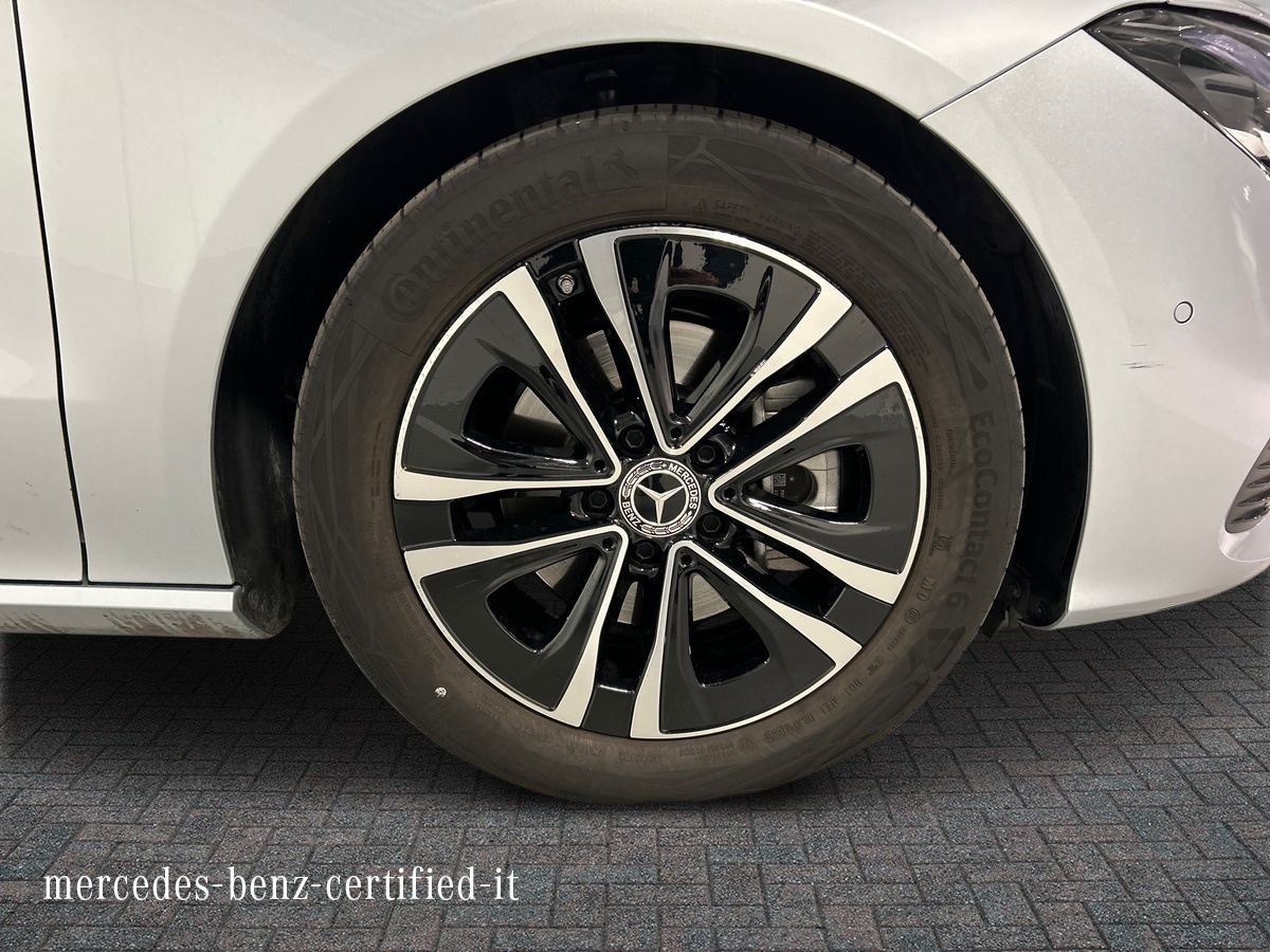 Mercedes  CLA Shooting Brake 180 D Advanced 8G-DCT - 17