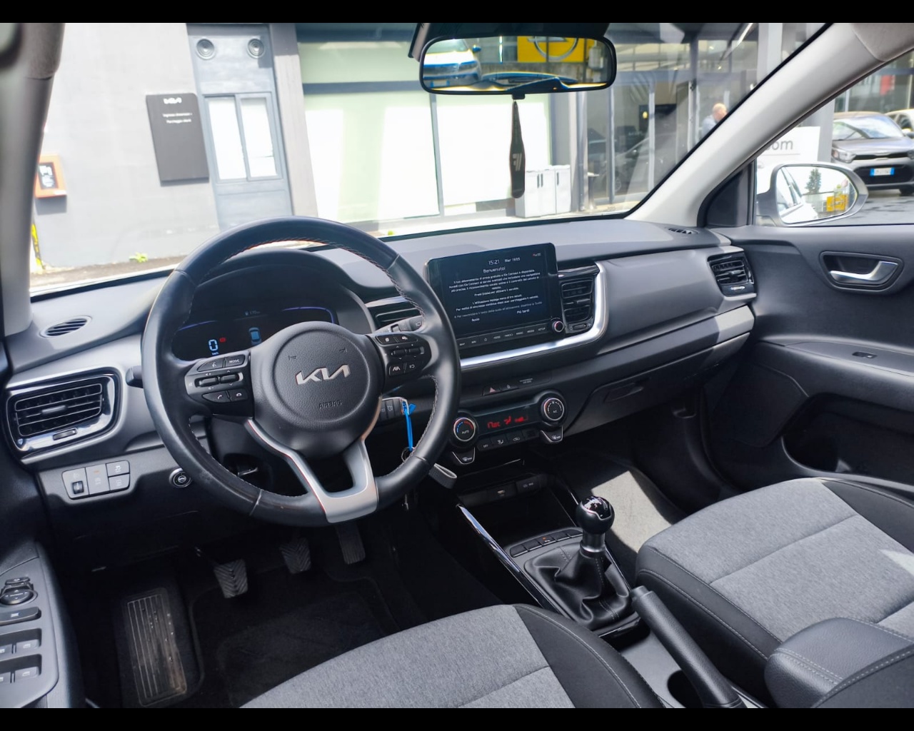 Foto KIA Stonic 1.2 Gpl Style 78cv