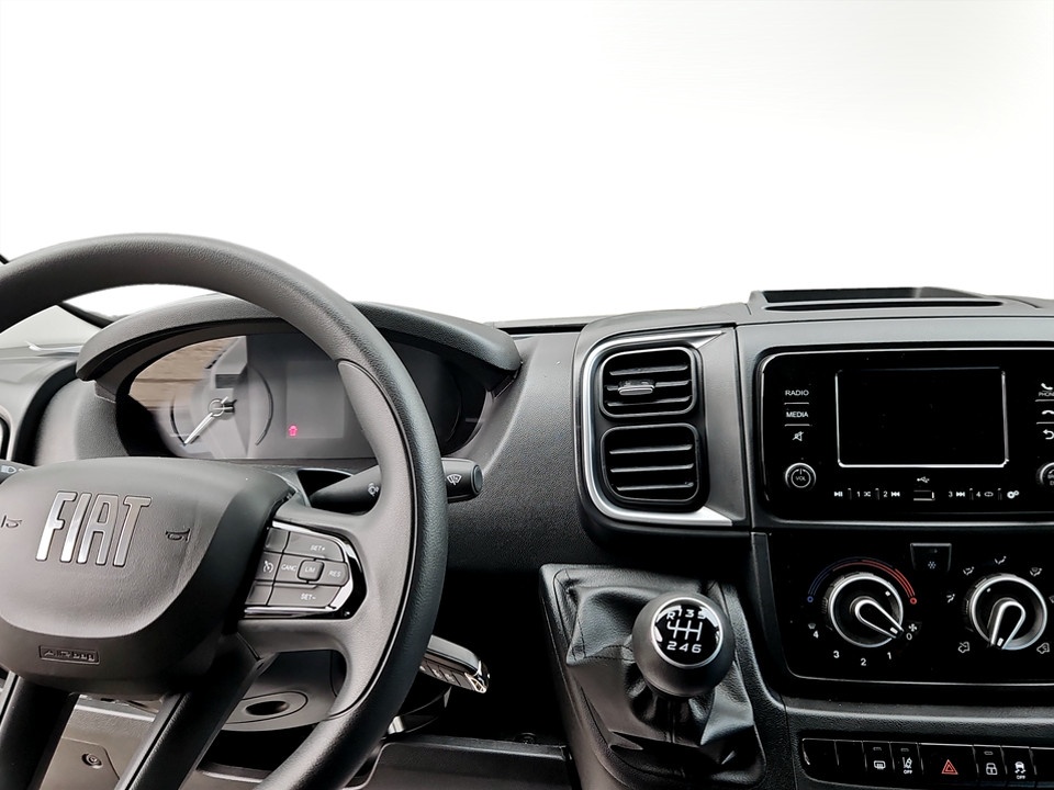 FIAT NUOVO DUCATO Ducato Serie 2 Stock My25 Furgone Lastrato 33q Mh2 140cv 2.2 Multijet 3 E Diesel km0 - 12