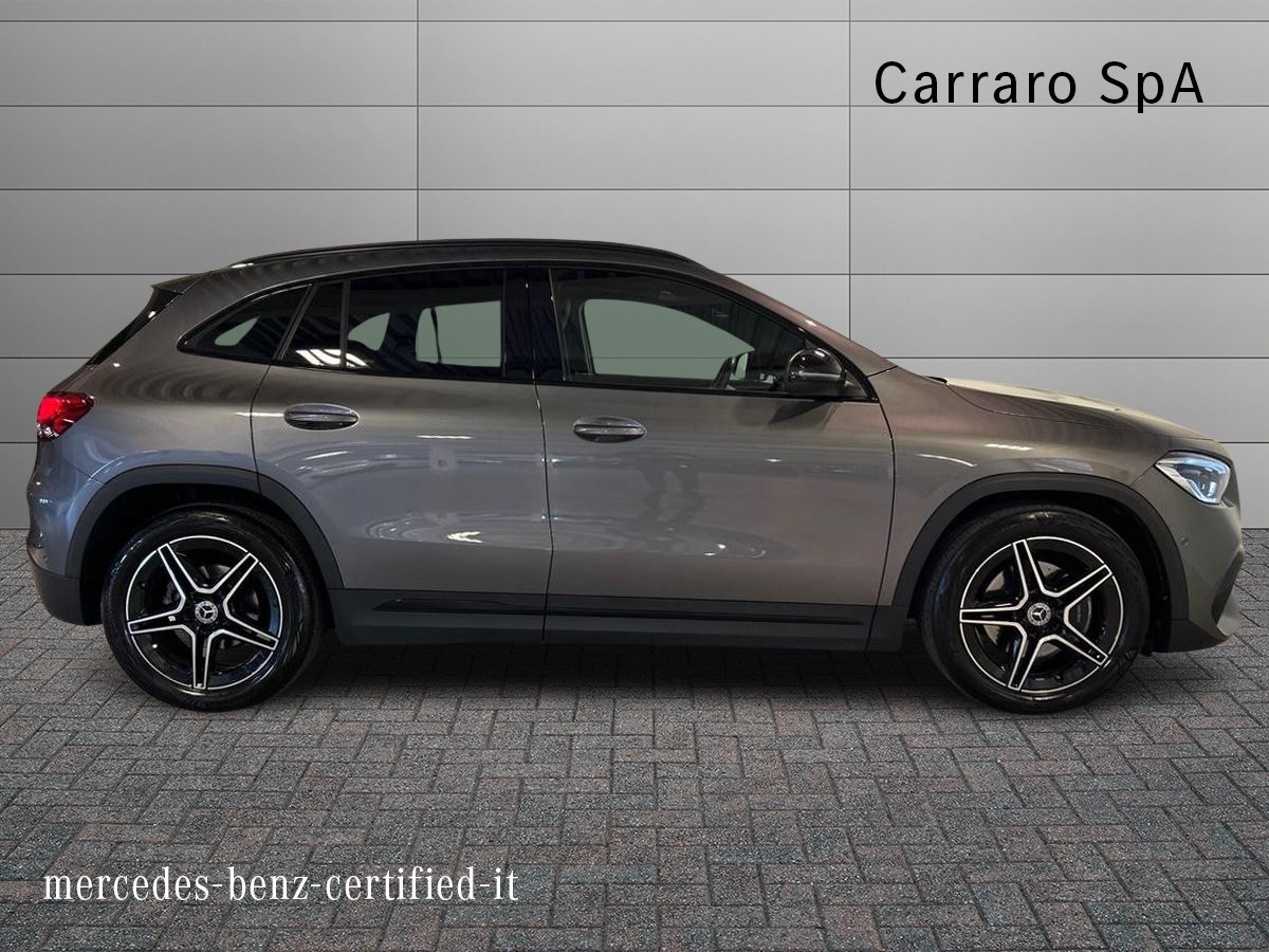 Mercedes GLA GLA 180 D Premium 8G-DCT - 5