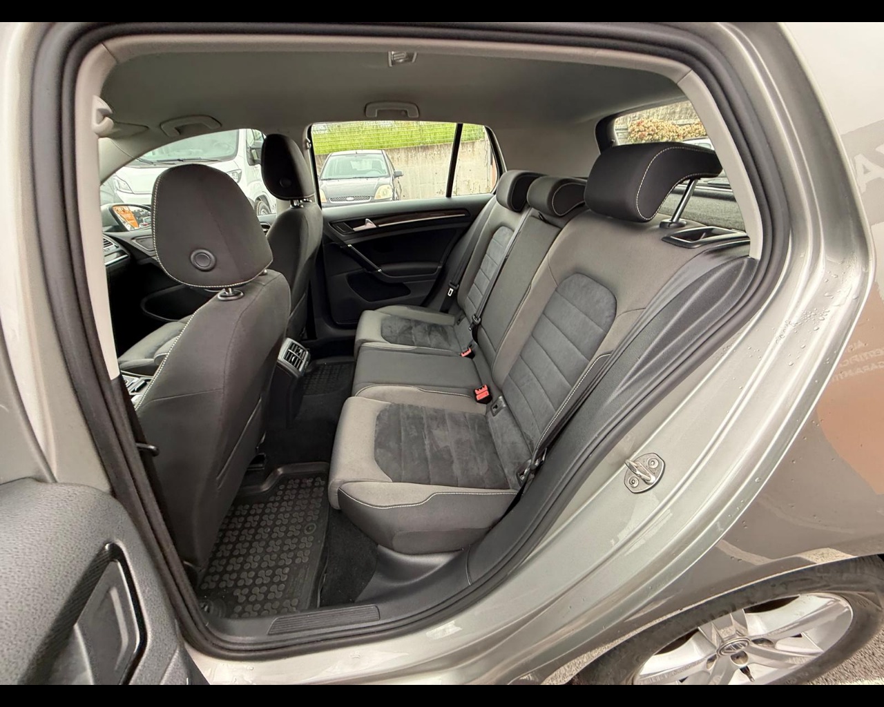 Foto VOLKSWAGEN Golf 5p 1.4 tgi Highline