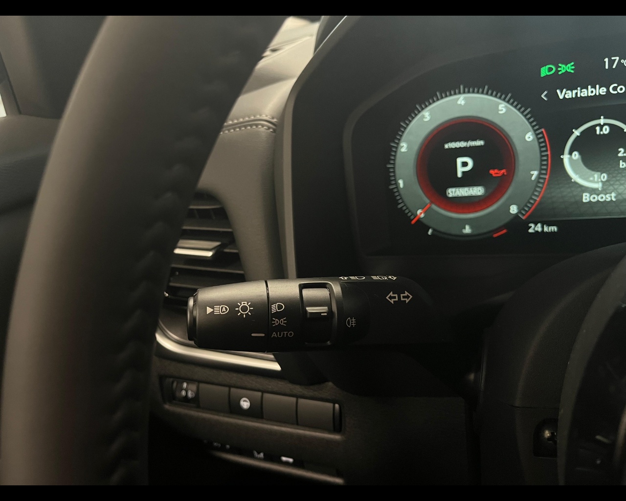 Foto NISSAN X-Trail 1.5 mhev N-Connecta 2wd xtronic