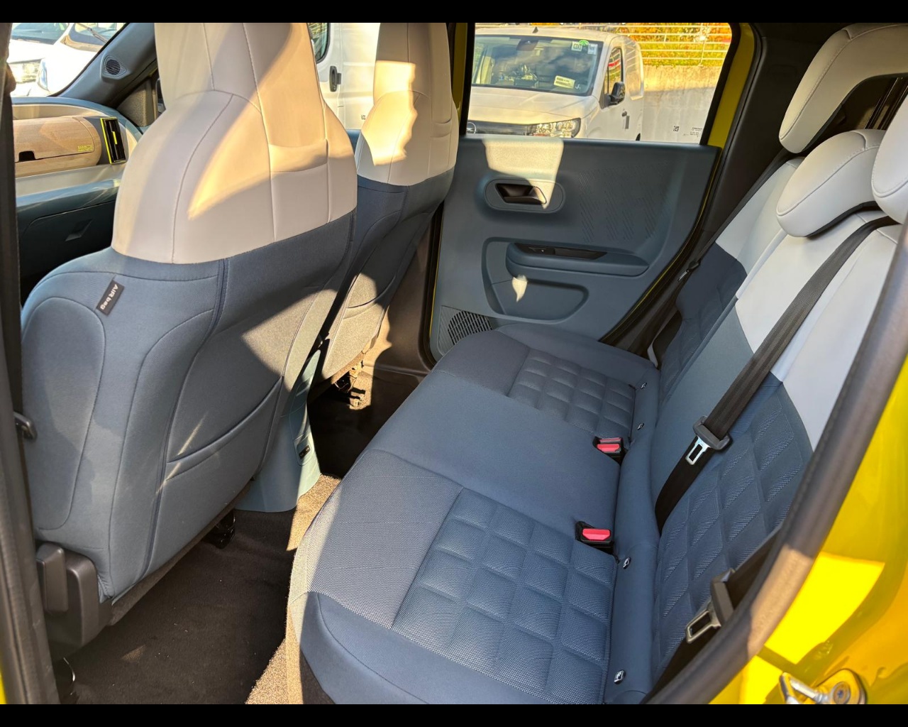 Foto FIAT Grande Panda Hybrid La Prima 1.2 Hybrid 100cv