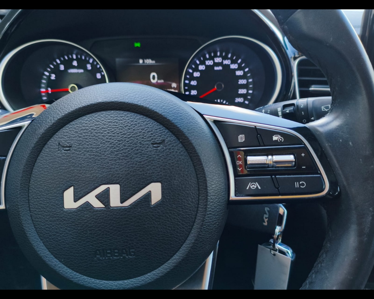 Foto KIA XCeed 1.0 tgdi Gpl Business 117cv mt